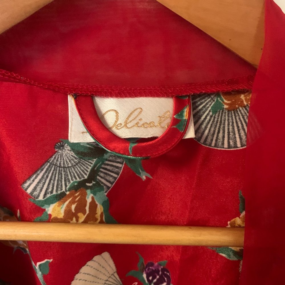 Delicate Satin Red Patterned Robe - Picture 2 of 4